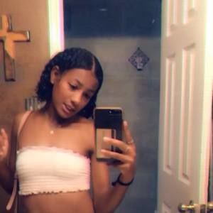 Meet your Posher, Ari